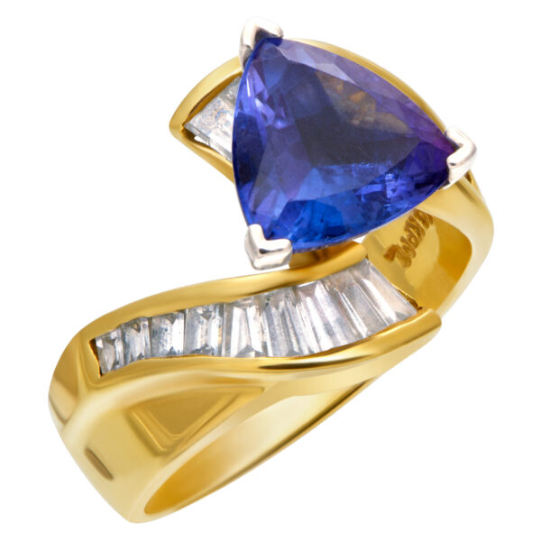 African Tanzanite and diamond ring in 18k