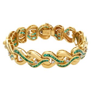 Emerald and diamond bracelet in 14k yellow gold