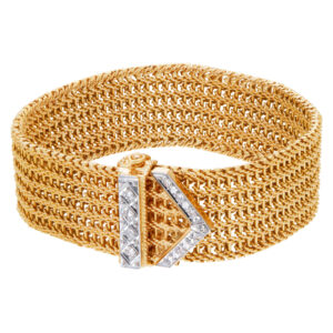 Wide diamond buckle bracelet in 18k pink gold