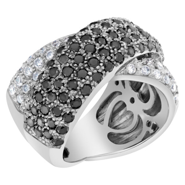 Black and white diamond X kiss ring in 14k white gold over 1.5 cts