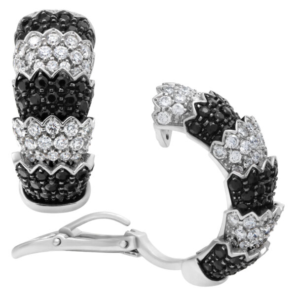 Roberto Coin "Cobra" earrings and ring set in 18k white gold with white diamonds & black sapphires