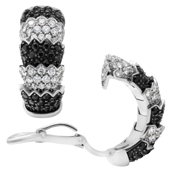 Roberto Coin "Cobra" earrings and ring set in 18k white gold with white diamonds & black sapphires