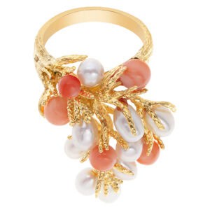 Beautiful coral & fresh water pearls ring set in 14k yellow gold