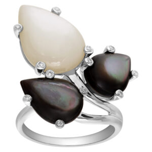 Black and White Mother of Pearl and Diamond Ring 18k white gold