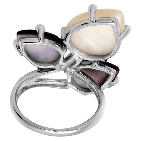 Black and White Mother of Pearl and Diamond Ring 18k white gold