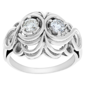 Vintage diamond ring in 18k white gold