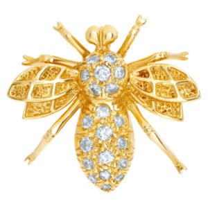 Bee pin w/ diamonds set in 14K yellow gold