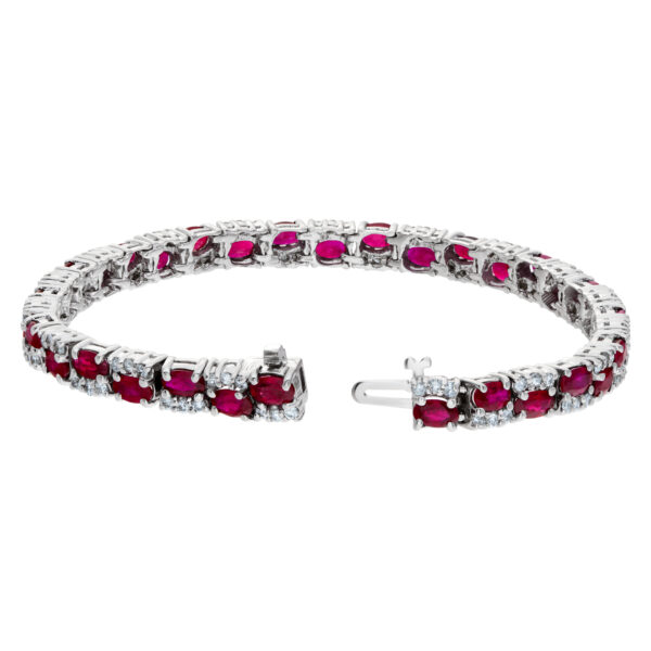 Diamond and ruby bracelet in 14k white gold