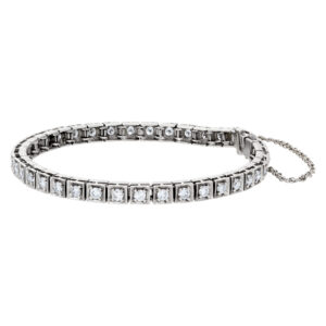 Diamond line bracelet in 14k white gold with approx. 2 carats in diamonds. 6.5 inches