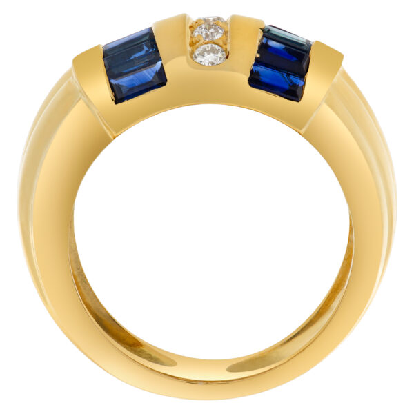 Sapphire and diamond ring in 18k