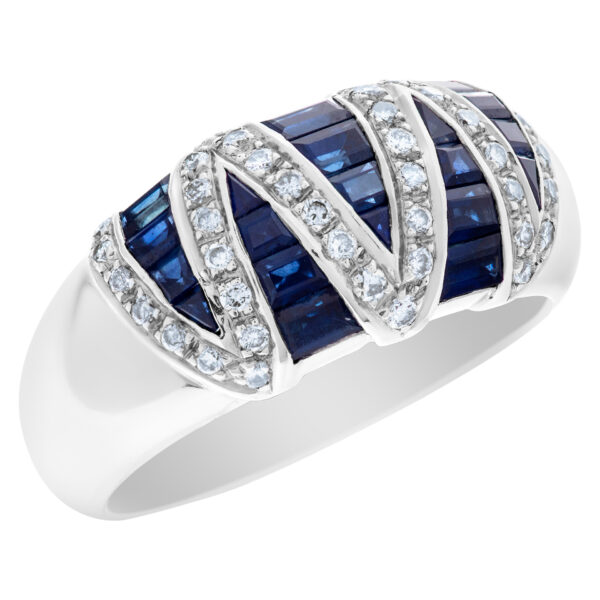 Sapphire and diamond ring in 18k white gold