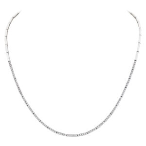 Delicate diamond necklace in 18k white gold