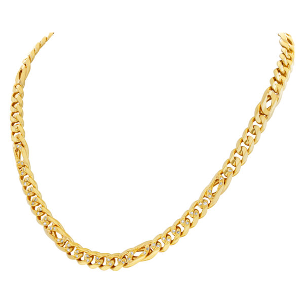 Chain in 18k with diamond accents