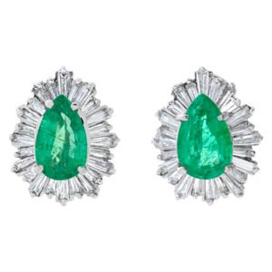 Diamond and emerald earrings in 14k white gold