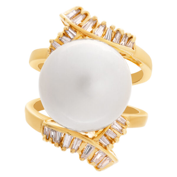 South Sea pearl ring in 18k