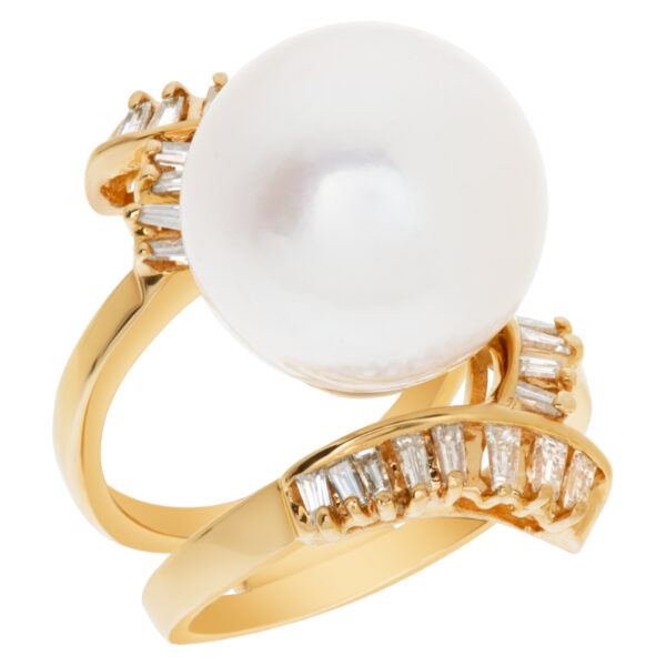 South Sea pearl ring in 18k