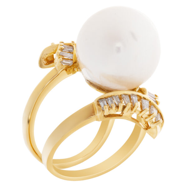 South Sea pearl ring in 18k