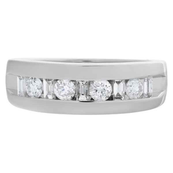 Semi eternity diamond ring in 14k white gold