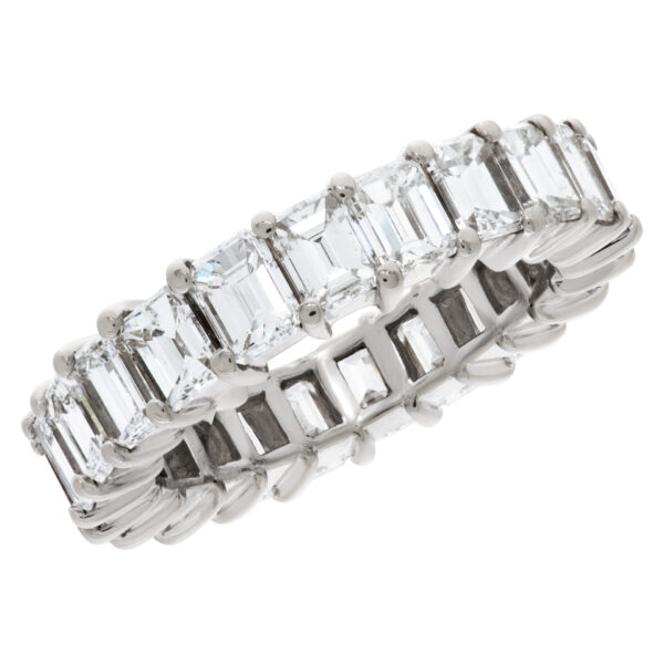 Emerald cut diamond eternity band in 18k white gold