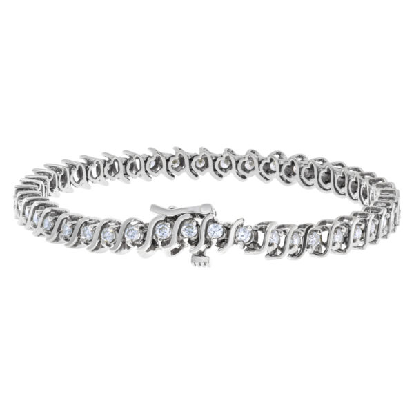 Diamond tennis bracelet in 14k white gold