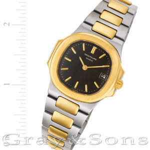 Patek Philippe Nautilus 4700/1 18k & steel 24mm Quartz watch