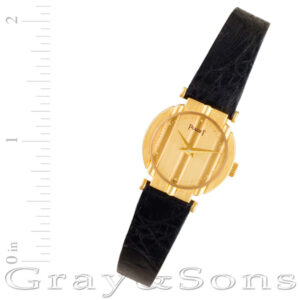 Piaget Polo 8243 18k 19mm Quartz watch