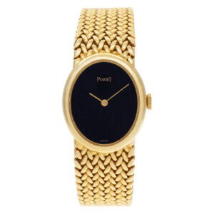 Piaget    Classic 6822 K 30 18k Yellow Gold Black dial 22mm Manual watch