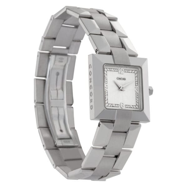 Concord Square 60-46-522 18k white gold 27mm Quartz watch