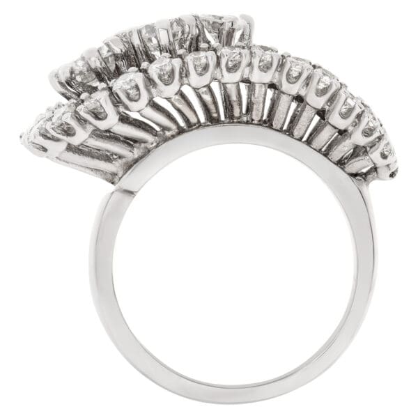 Beautiful swirl diamond ring in 14k white gold. 2.00 carats in white clean diamonds