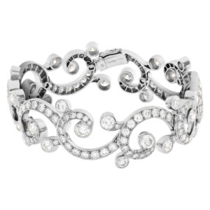 Caritier diamond bangle bracelet in platinum