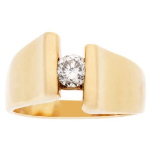 Modernist ring with full cut round brilliant diamond