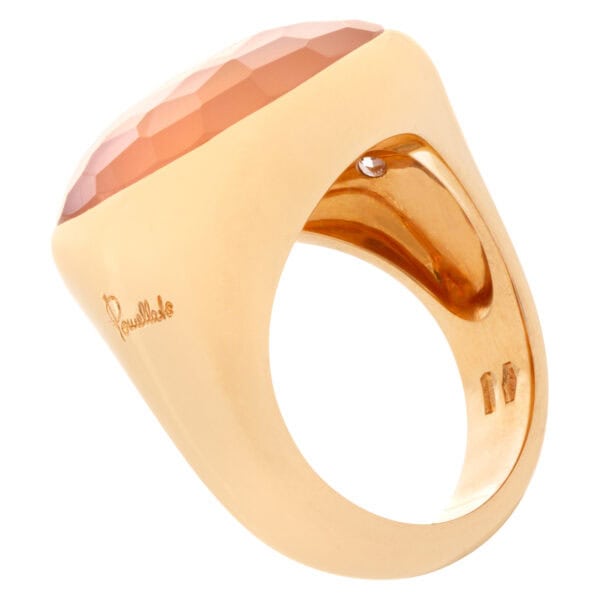 Pomellato rose quartz ring with 2 diamonds in 18k rose gold. Size 6.5