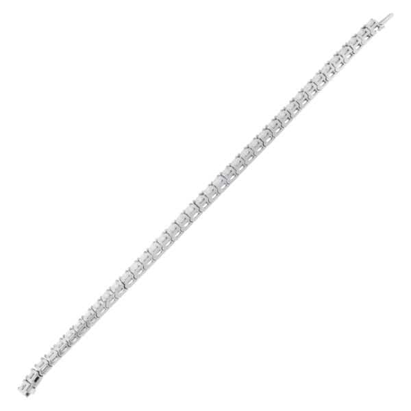 Diamond line bracelet in 14k white gold with approximately 8 carats in diamonds