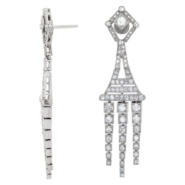 Diamond dangling earrings in platinum