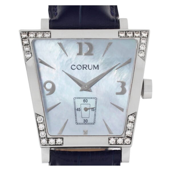 Corum Trapeze 106 405 47 stainless & carbon fiber 40mm Quartz watch