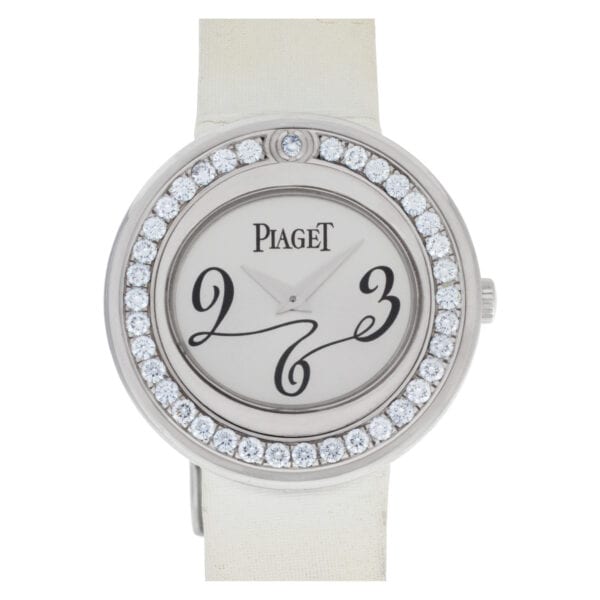 Piaget Possession P10275 18k white gold 28.5mm Quartz watch